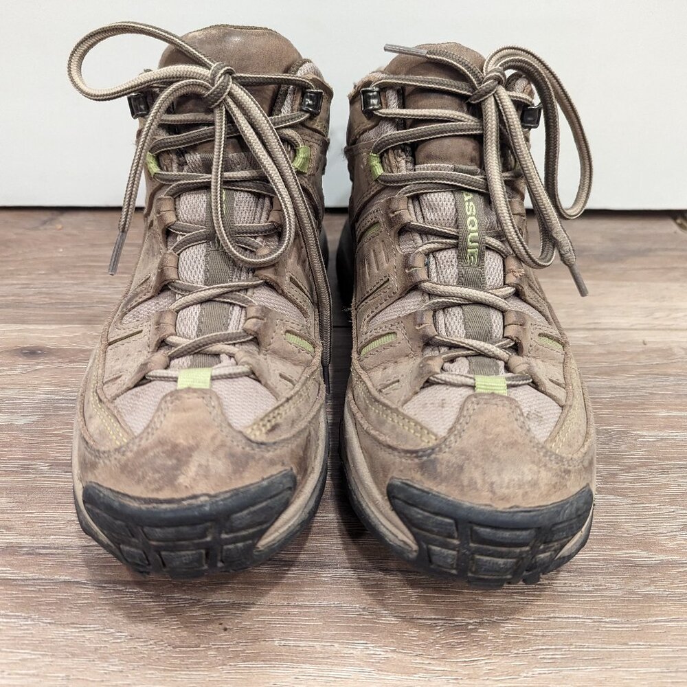 Scree Mid WP Hiking Shoe - Women's size 6